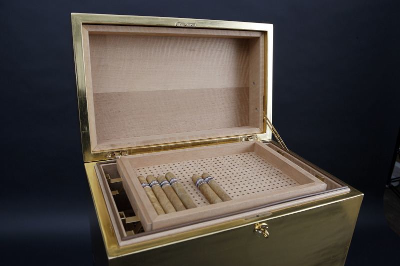 GERBER Humidor Gold stilvolle und elegant für die Ewigkeit